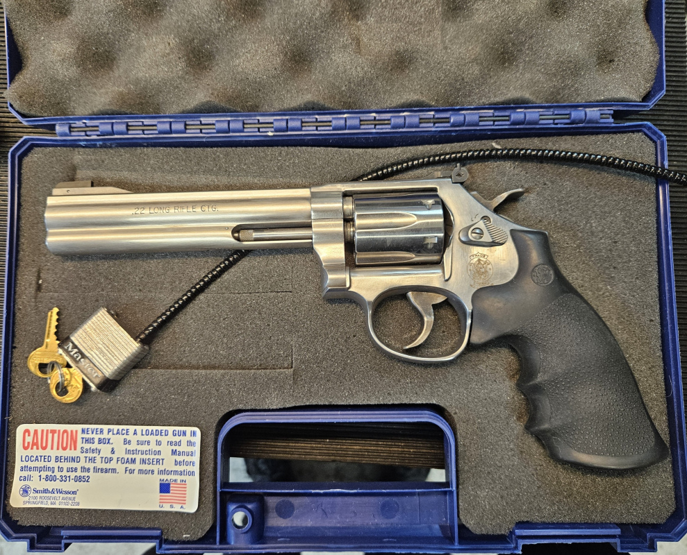 S&W 617-5 .22lr