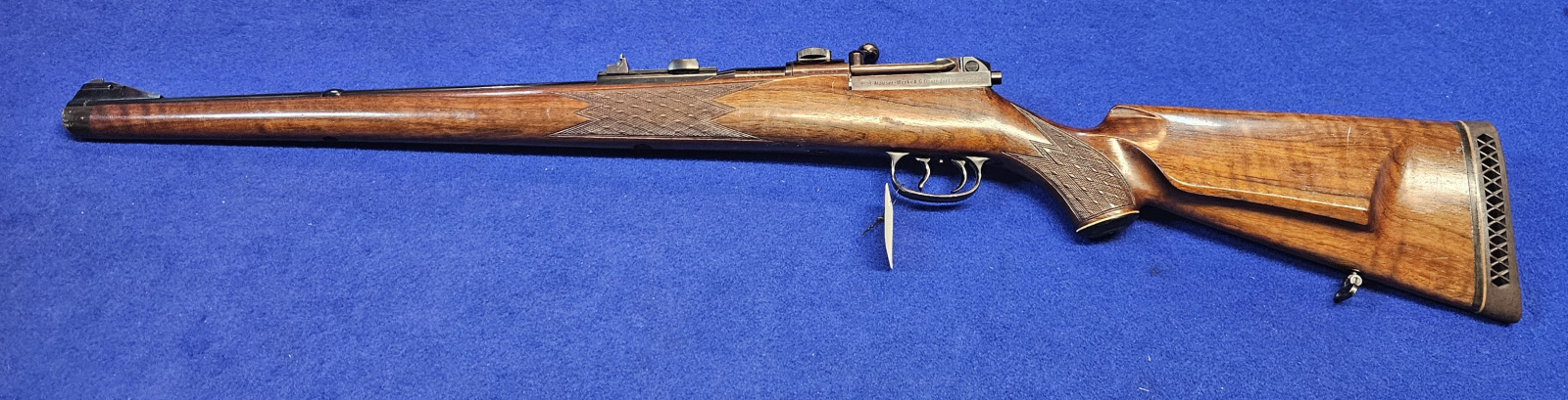 Täysitukkinen Mauser m66 .243win