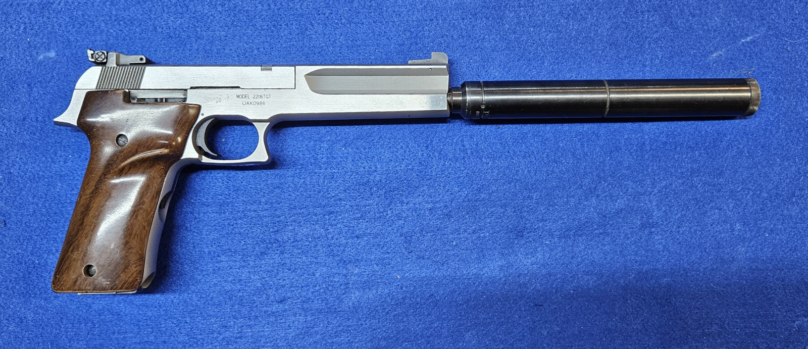 S&W 2206 TGT .22lr